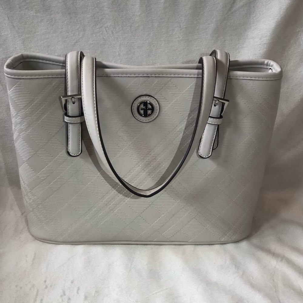 Giani Bernini white handbag